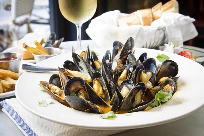 Bowl of steamed mussels in Charleston
