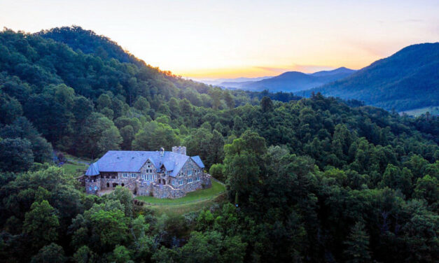 Tour Enchanting Carolina Castles