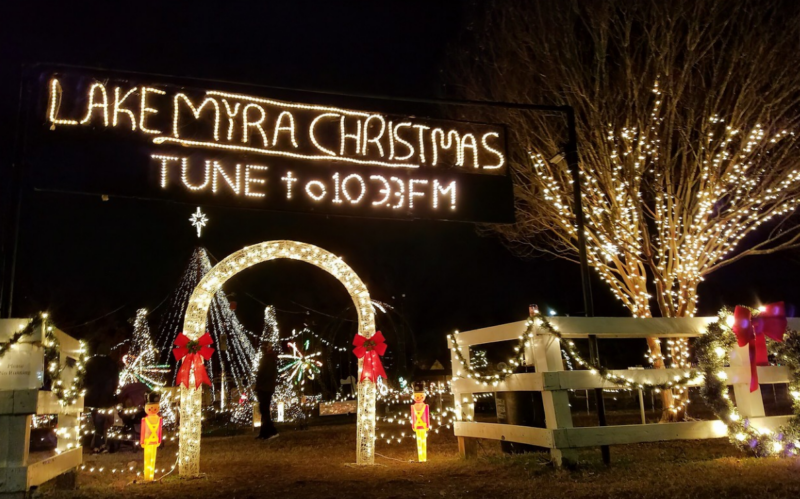 Lake Myra Christmas Lights Show