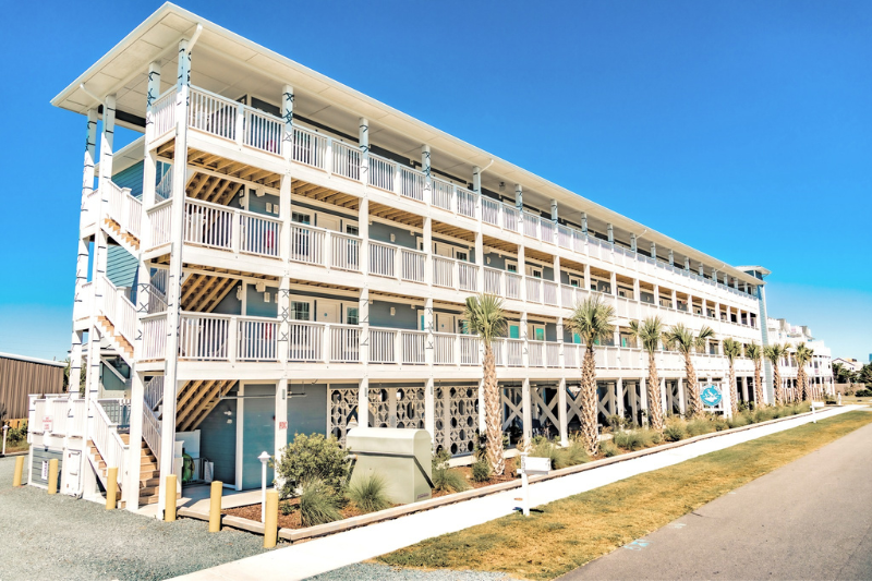 Saltwater Resort and Suites in Surf City NC