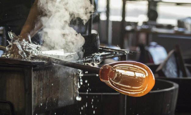 Glassblowing in Asheville – Discover the Art of Fire