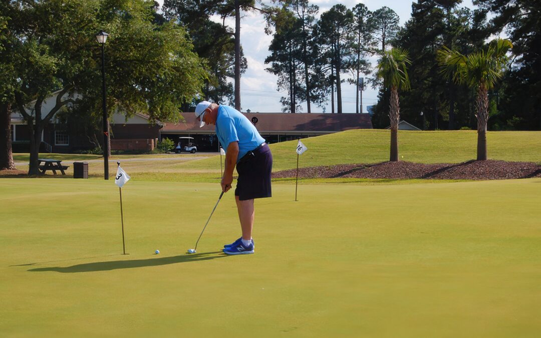 Go Golfing at South Carolina’s Largest Natural Grass Putting Course