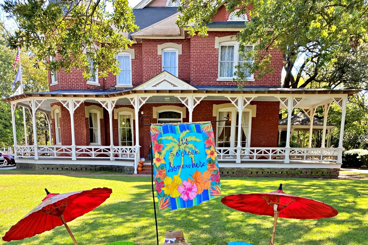 summer house in bennettsville sc-1200×800 Antebellum home in Bennettsville, SC