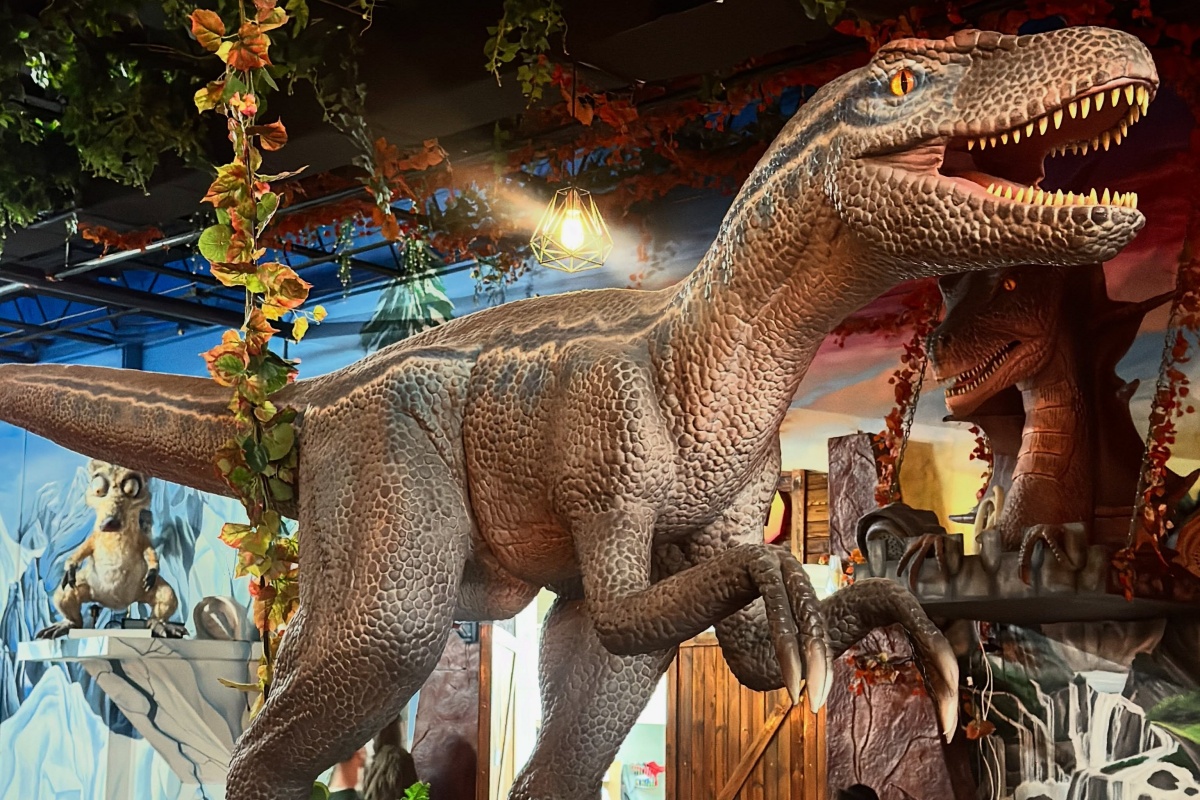 DinoLand Cafe Brings the Cretaceous to Myrtle Beach — And the Kids Won’t Let You Leave Myrtle Beach, SC, Horry County, dinosaur, themed